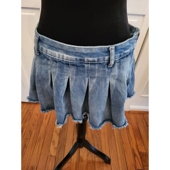 Denim Pleated Micro Mini Frayed Hem Low Rise L Shein Y2K Preppy Back to School - Picture 1 of 5